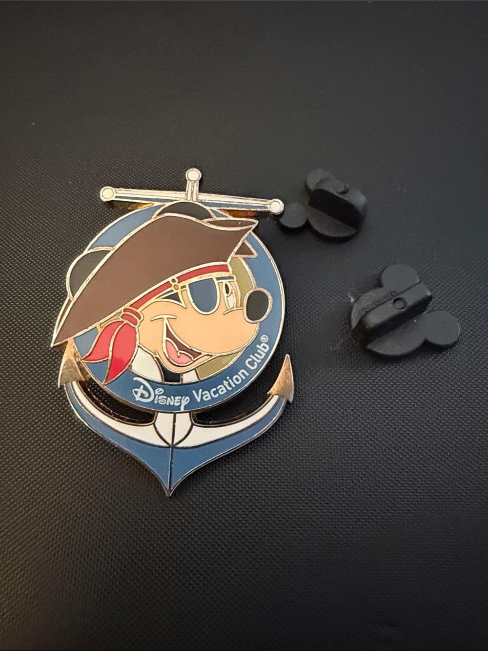 Disney Mickey Pirate vacation club Pin
